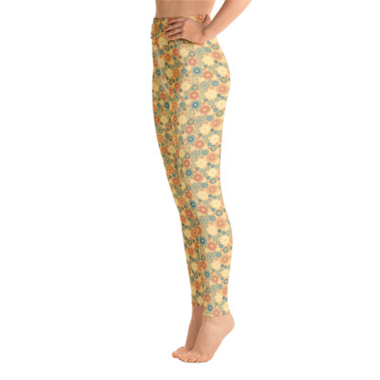 KUGGHJUL gula långa leggings med turkosa och tegelröda kugghjul